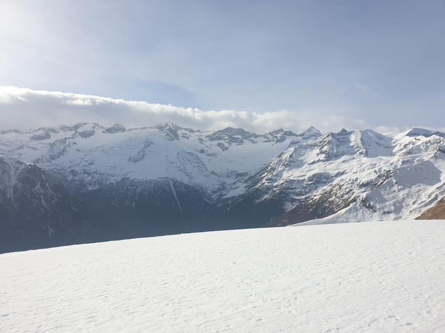 Appartement Au Pied Des Telecabines Res La Soulan Bagneres-de-Luchon Luaran gambar