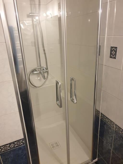 Appartement Au Pied Des Telecabines Res La Soulan Bagneres-de-Luchon Luaran gambar
