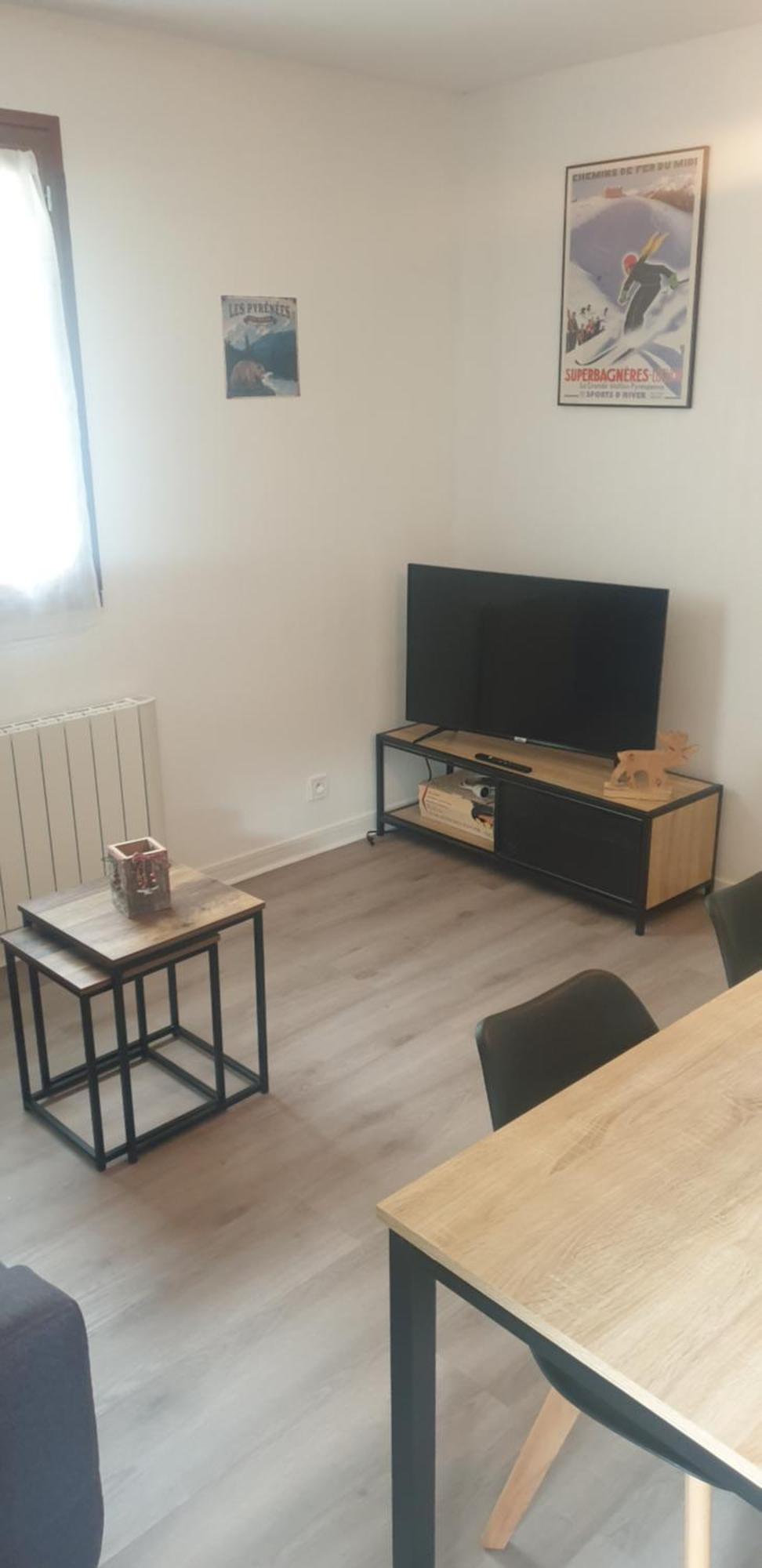 Appartement Au Pied Des Telecabines Res La Soulan Bagneres-de-Luchon Luaran gambar